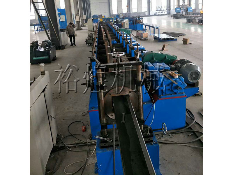 立體車庫邊梁設備成型機 立體車庫邊梁設備成型機